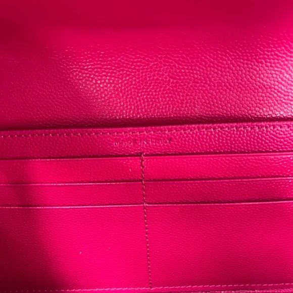 Yves Saint Laurent Pink Quilted Leather Wallet - Picture 7 of 9
